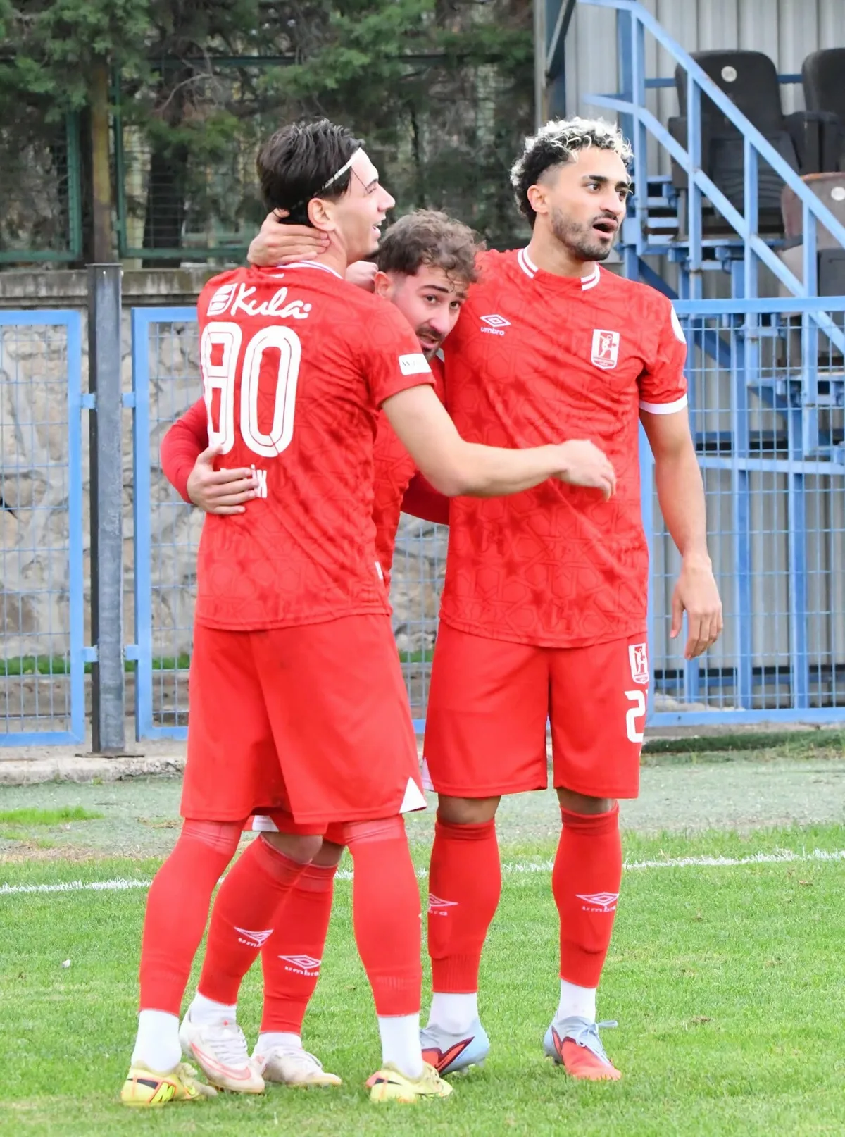 Balıkesirspor, Türkiye Kupası'nda Arnavutköy Belediyesi FSK'yı 1-0 yenip tur atladı