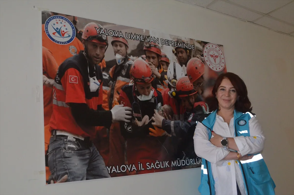 Yalovalı hemşirenin kendi kendine muayenede fark ettiği kitle meme kanseri çıktı