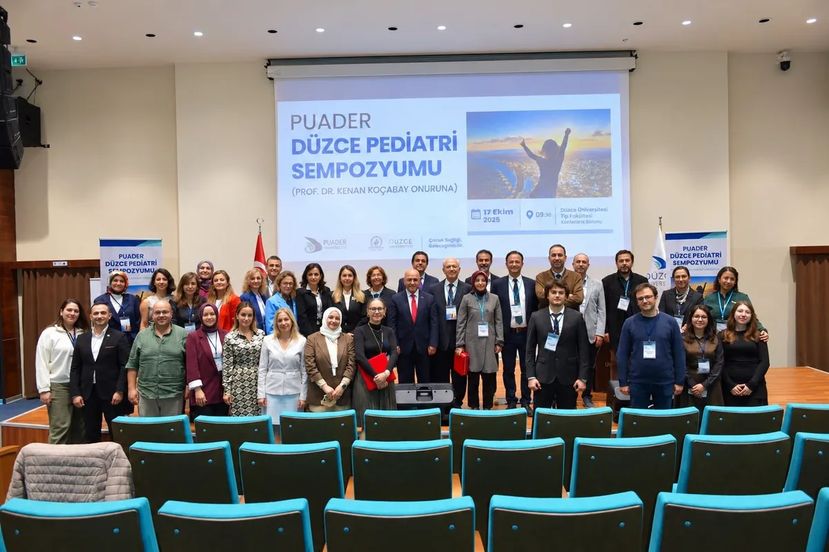 Düzce Üniversitesi Tıp Fakültesinin ev sahipliğinde pediatri sempozyumu düzenlendi