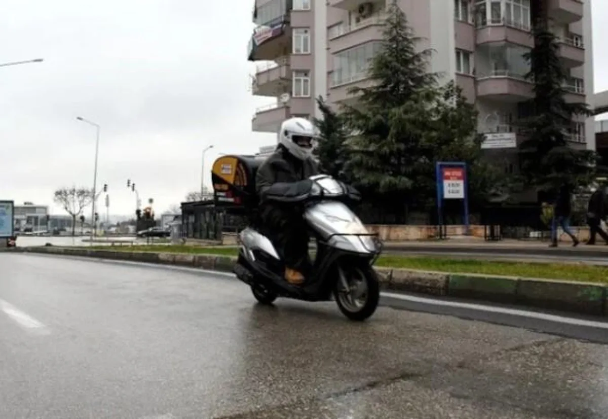 Kurye yasağı devam ediyor mu?