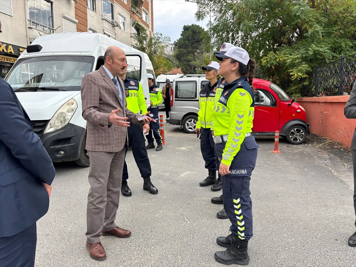 Kırklareli'nde okul servisleri Murat Altınöz'ün katılımıyla denetlendi