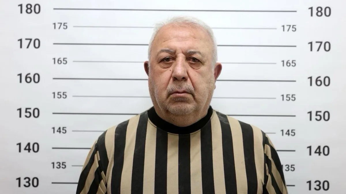 Milli İstihbarat Teşkilatı ve Suriye Genel İstihbarat Servisi’nin koordineli düzenlediği operasyon sonucunda "kırmızı kategori"de aranan Mihraç Ural da Suriye’de sınırda yakalandı.