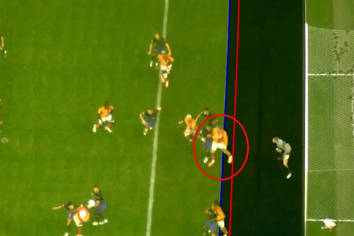 Galatasaray'ın iptal edilen golünde karar doğru mu? Ünlü hakem noktayı koydu