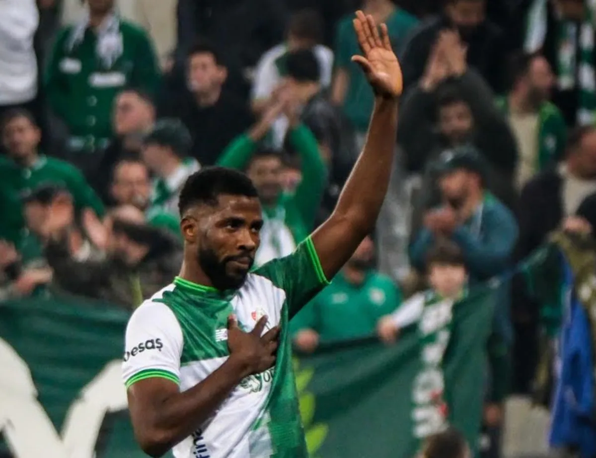 Iheanacho, Bursaspor'un 2-0 kazandığı maçta 11 maçlık gol serisini sürdürdü