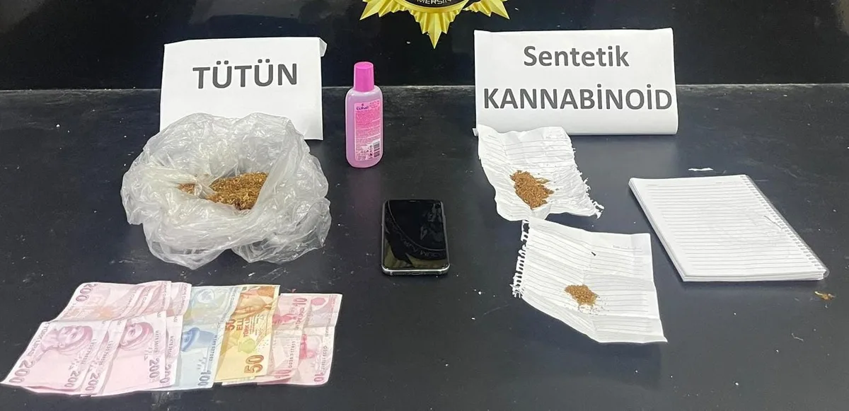 Mersin'de uyuşturucu satıcılarına yönelik operasyonda yakalanan 3 şüpheli tutuklandı