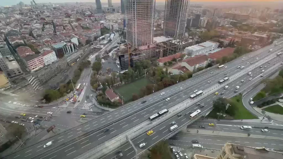 İstanbul'da trafik yoğunluğu dün yüzde 89'a çıktı, bugün yüzde 40'ın altına indi