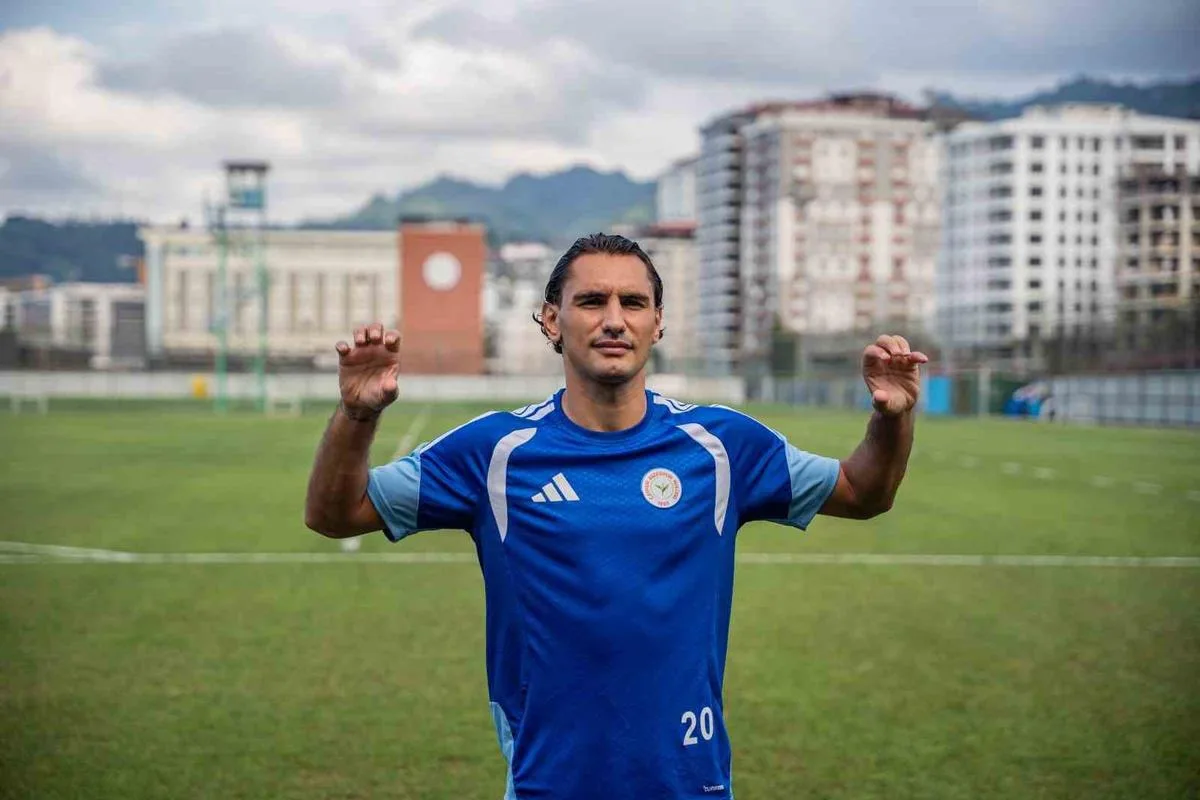 Qazim Laçi kimdir? Trabzonspor'a eşitlik golü atan Rizesporlu, EURO 2024'te de gol atmıştı