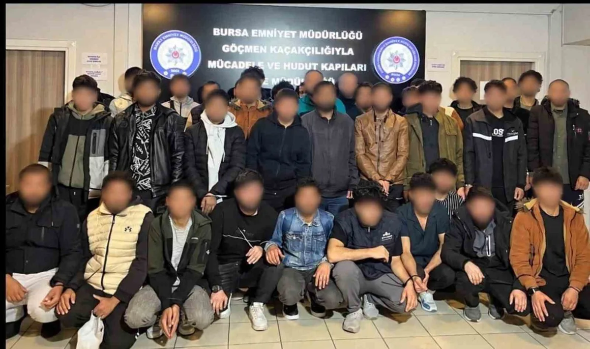 Bursa polisi göçmen kaçakçılığında 11 organizatörü gözaltına aldı