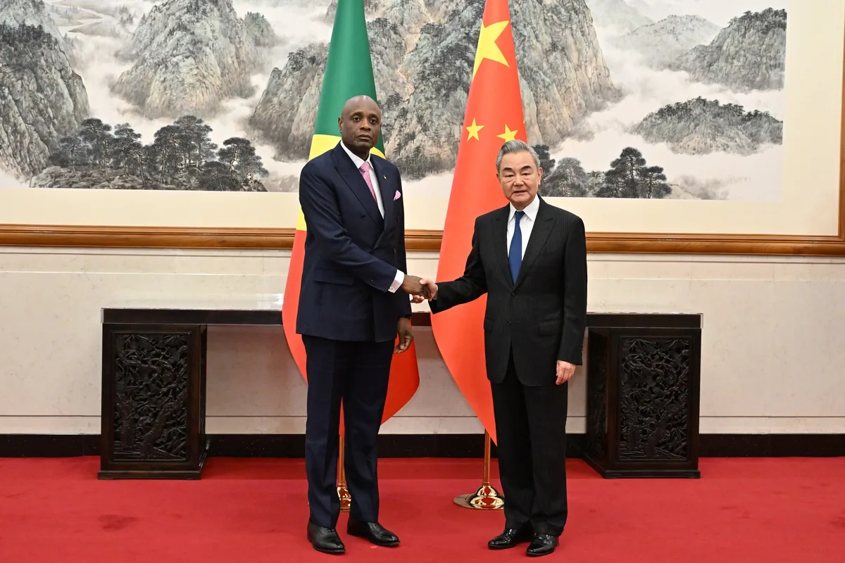 Wang Yi, Kongo Cumhuriyeti'nin anlaşmanın ilk Afrika imzacısı olduğunu hatırlattı