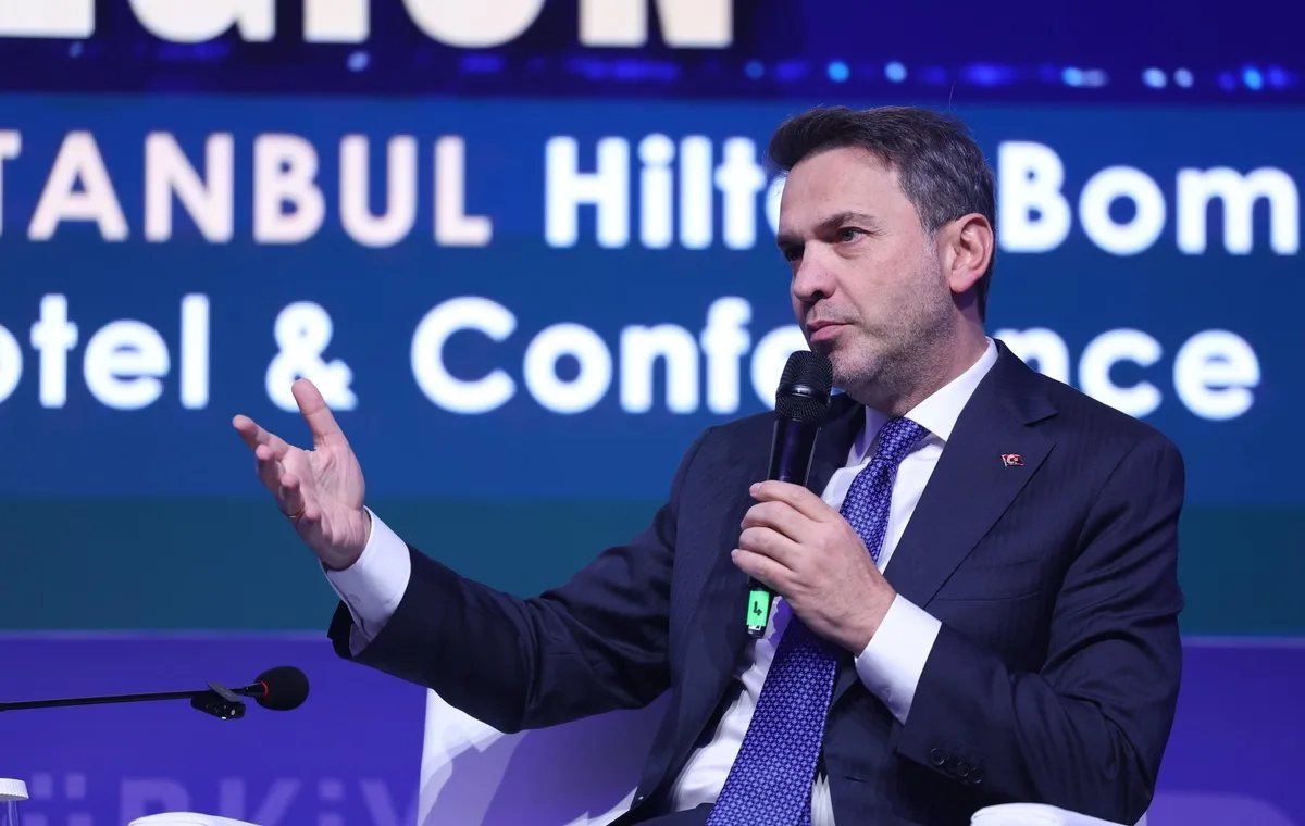 Bakan Bayraktar Türkiye'nin günde 1 milyon varil ham petrol bulması gerektiğini söyledi