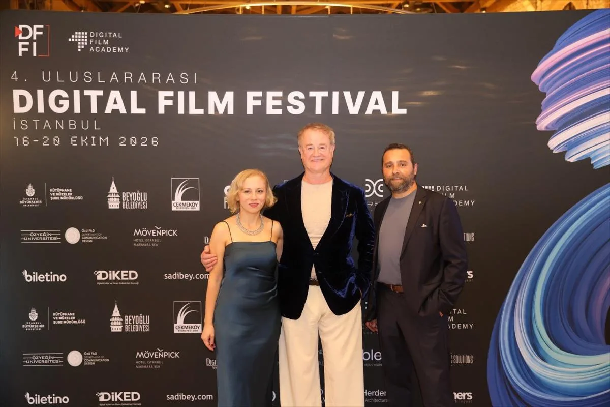Owen Teale kimdir? Game of Thrones'un Ser Alliser'ı İstanbul'da ödül aldı